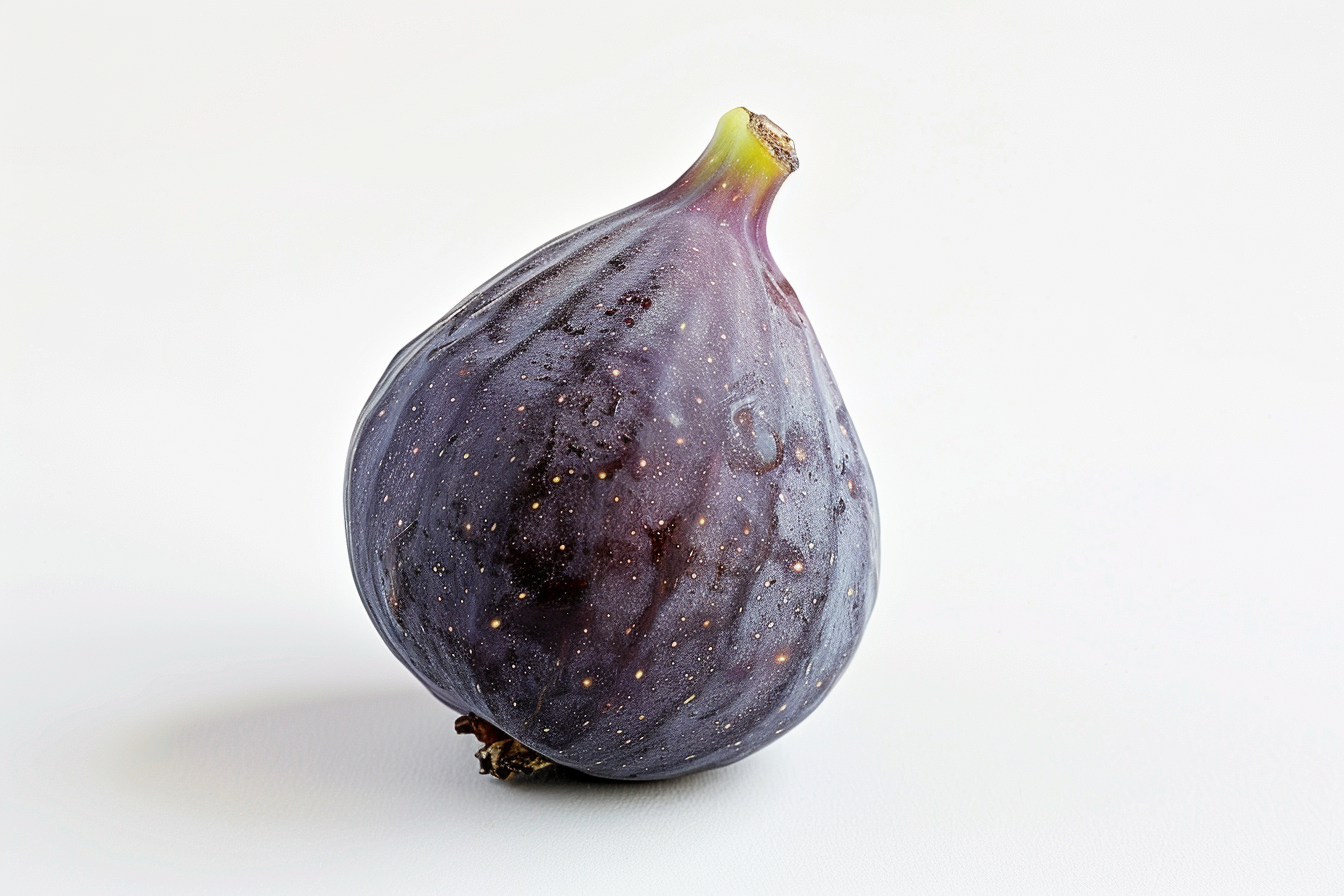 Image gratuite Figue mûre sur fond blanc 2