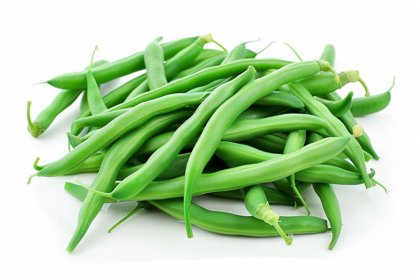 Image gratuite Haricots verts sur fond blanc 1