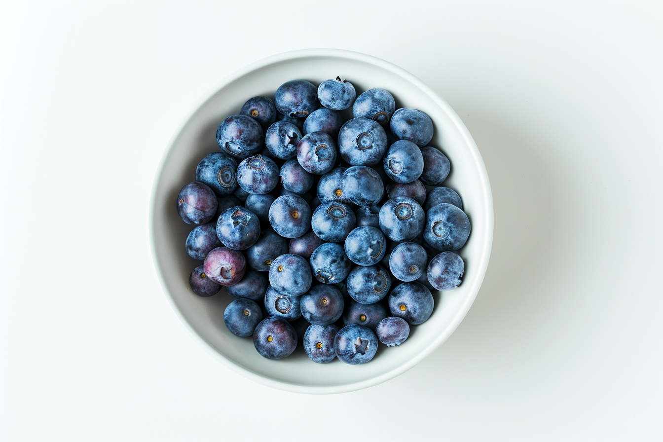 Image gratuite Myrtilles dans bol blanc 7