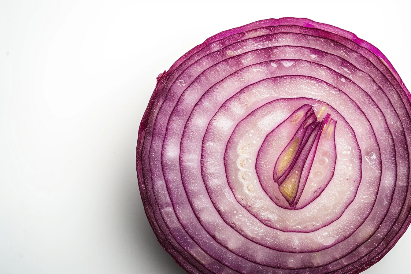 Image gratuite Oignon rouge coupé en deux, anneaux violets, macro 1