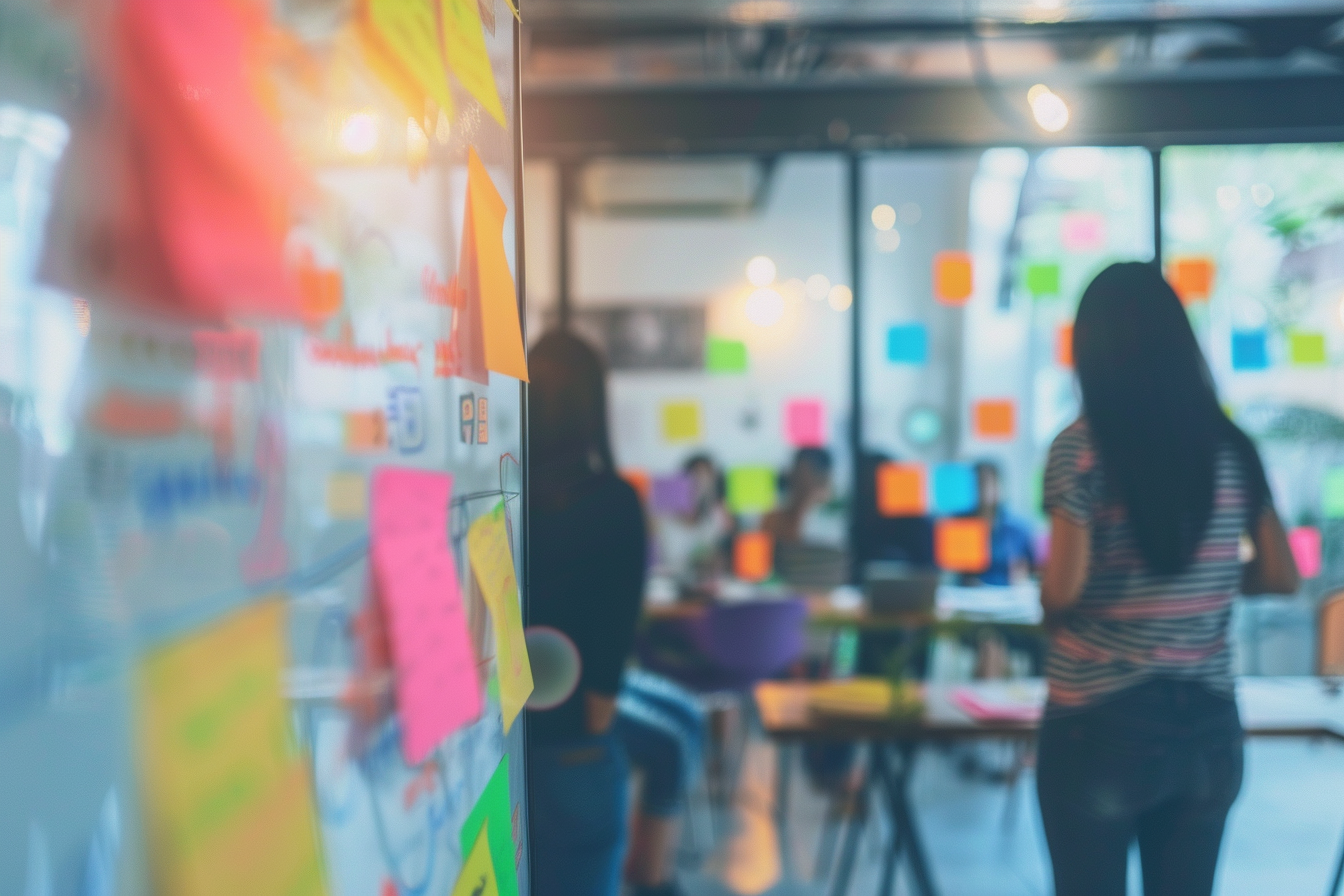 Image gratuite Responsable dev organisationnel planifiant team-building 2